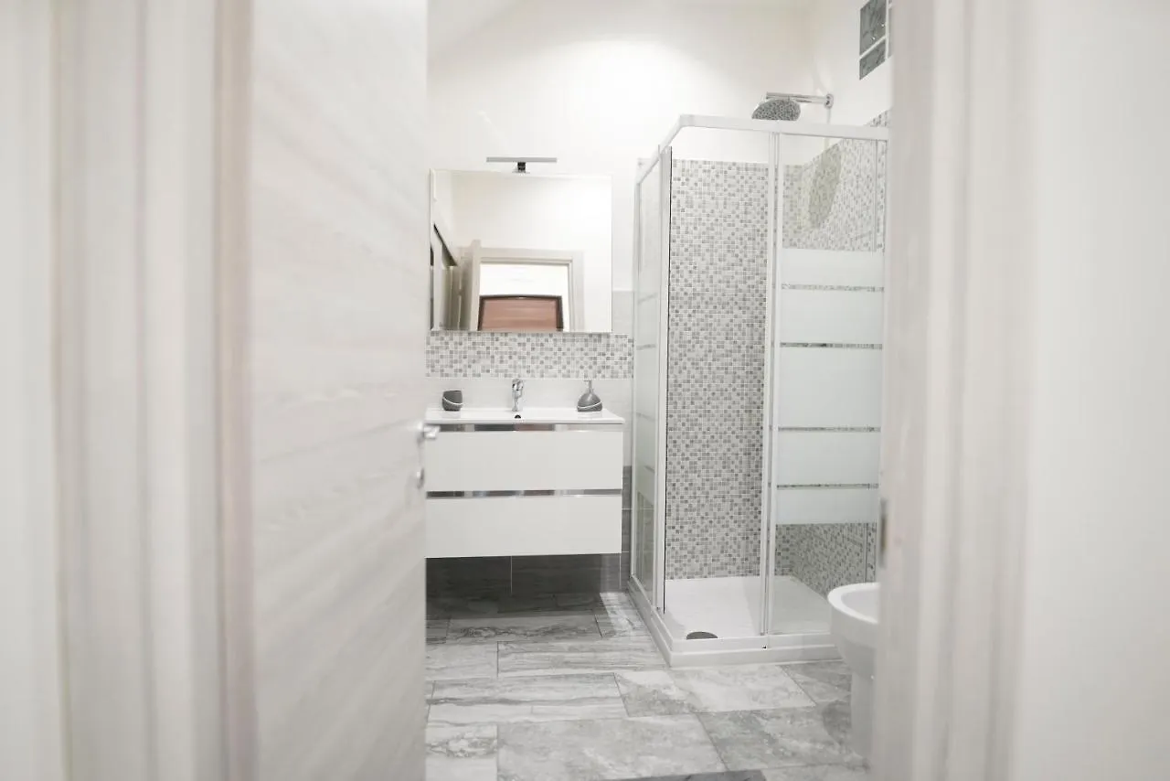 Central Luxury Apartment Katania