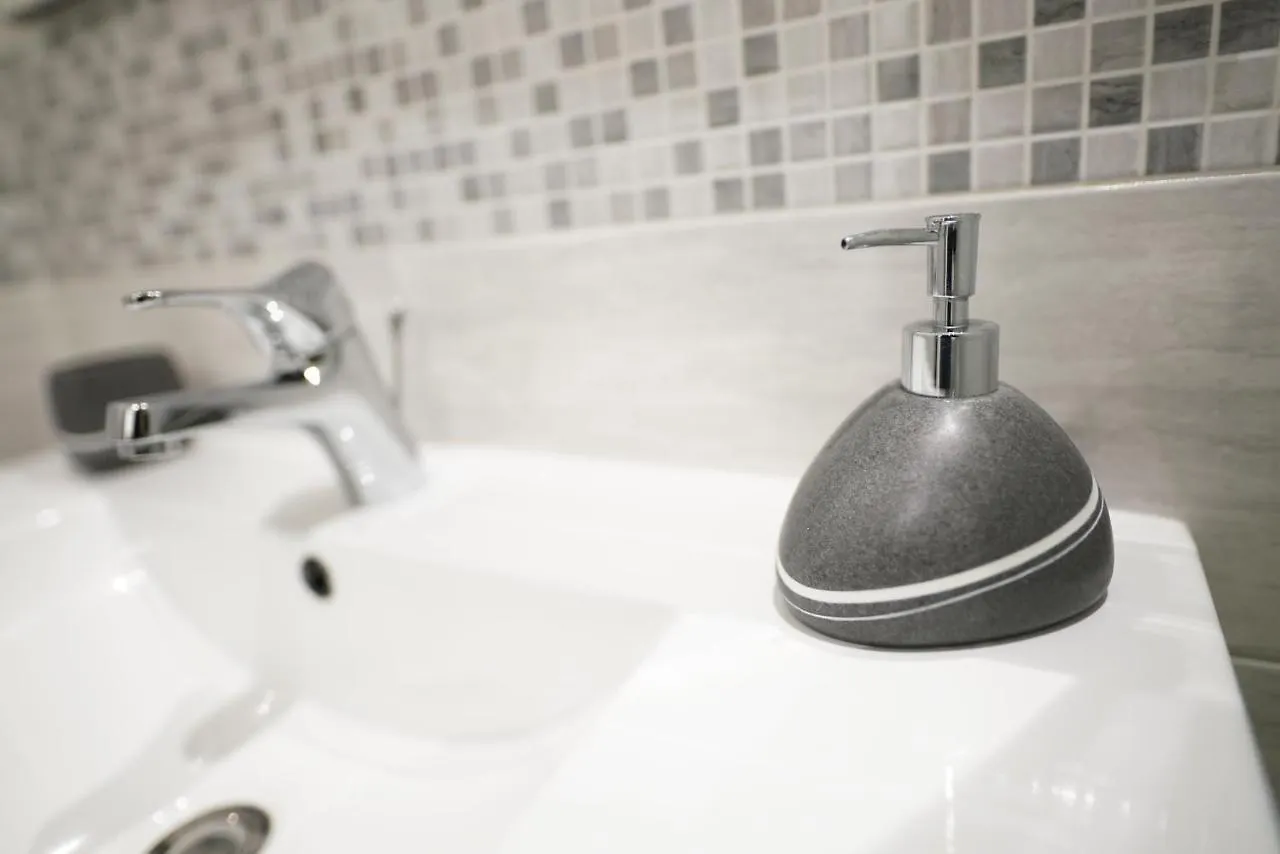 Central Luxury Apartment Katania